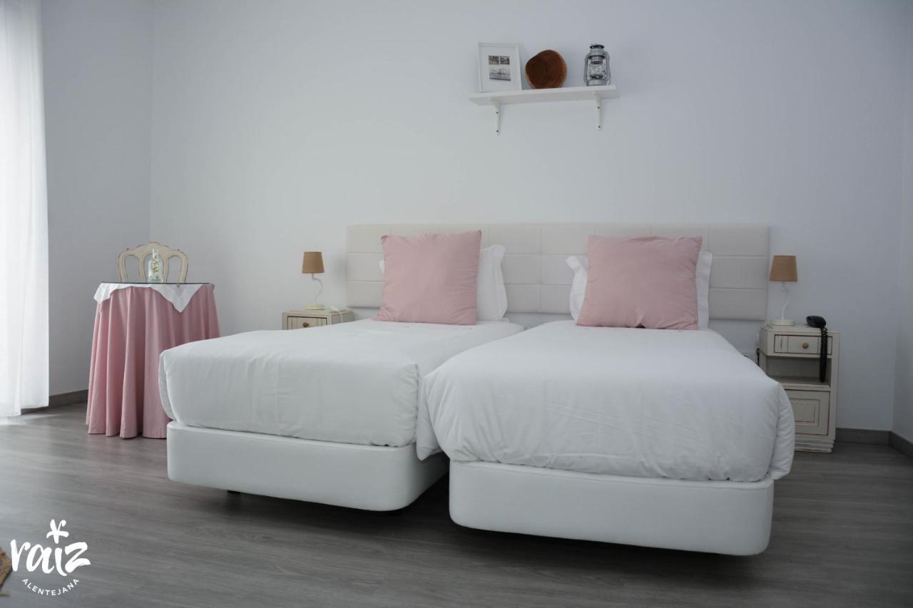 Bed and Breakfast Raiz Alentejana à Reguengos de Monsaraz Extérieur photo